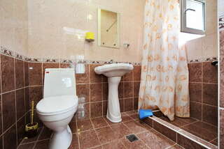 Гостиница Наталья Кабардинка Стандартный четырехместный номер-2